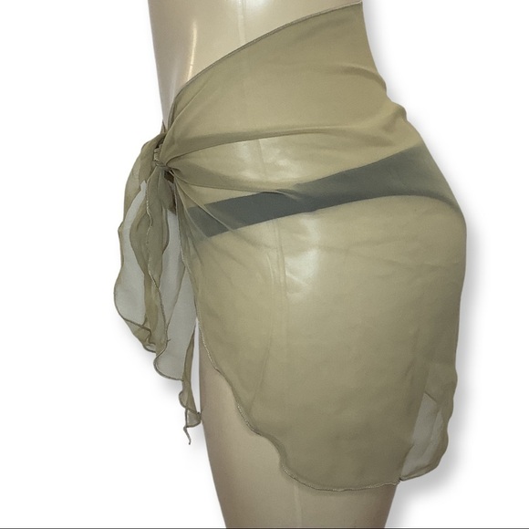 Zuliana lettuce trim sarong Made In USA - Picture 2 of 3